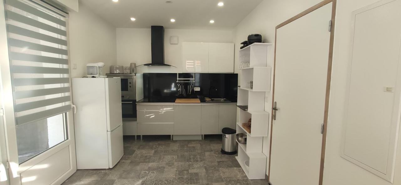 Joli appartement rénové avec terrasse Brides-les-Bains Esterno foto