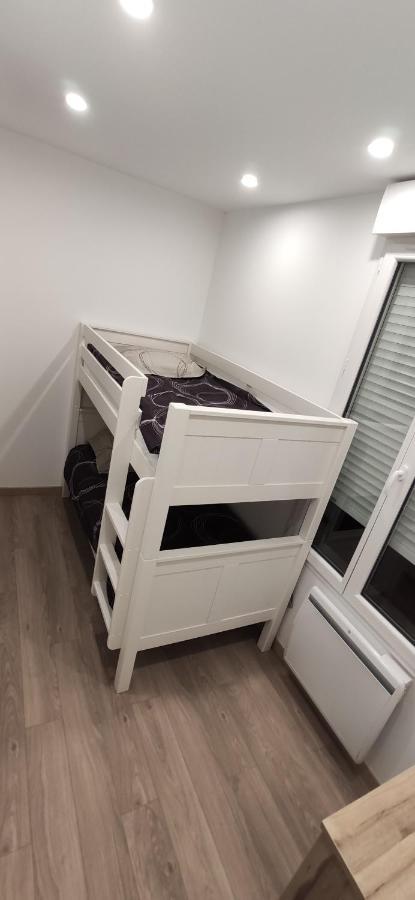 Joli appartement rénové avec terrasse Brides-les-Bains Esterno foto