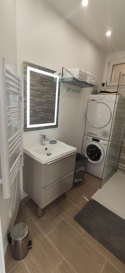 Joli appartement rénové avec terrasse Brides-les-Bains Esterno foto